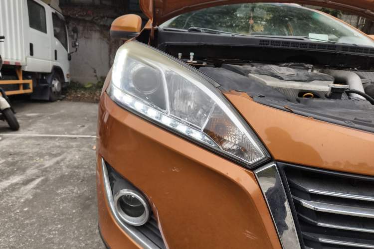 Used Luxgen U6 SUV 2015 1.8T Fashion-Upgraded Model
