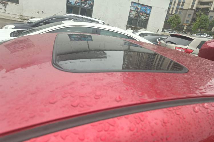 Used Mazda 3 Axela 2014 Sedan 1.5L Automatic Luxury Model