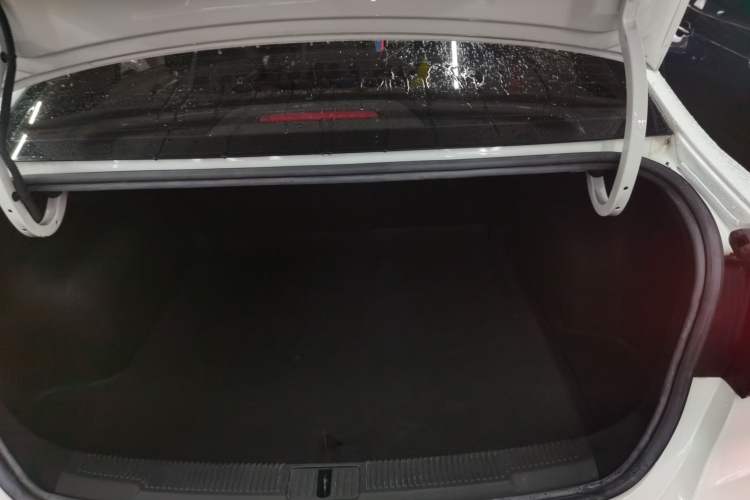 Used Roewe i5 2021 Revised Version 1.5L CVT Diamond Edition