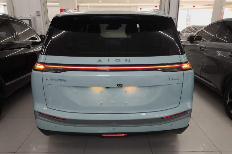 Used AION Y 2023 Younger Star Edition
