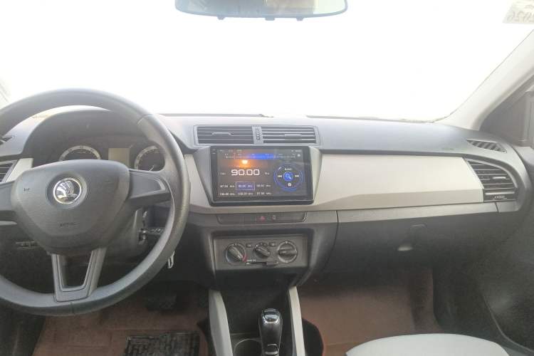 Used Skoda Fabia 2017 1.4L Automatic Car Enjoy Edition