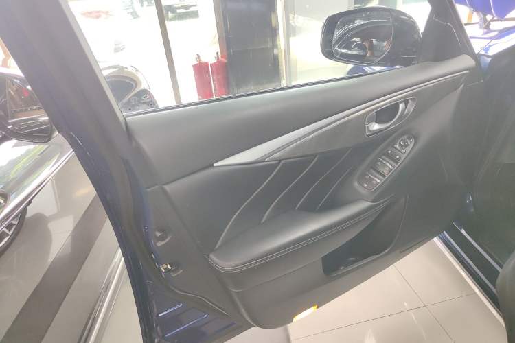 Used Infiniti Q50L 2016 2.0T Enjoyment Edition