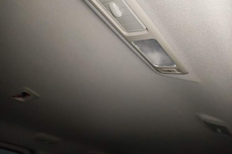 Used SAIC MAXUS G10 2021 2.0T Automatic Elite Edition Gasoline 7-Seater