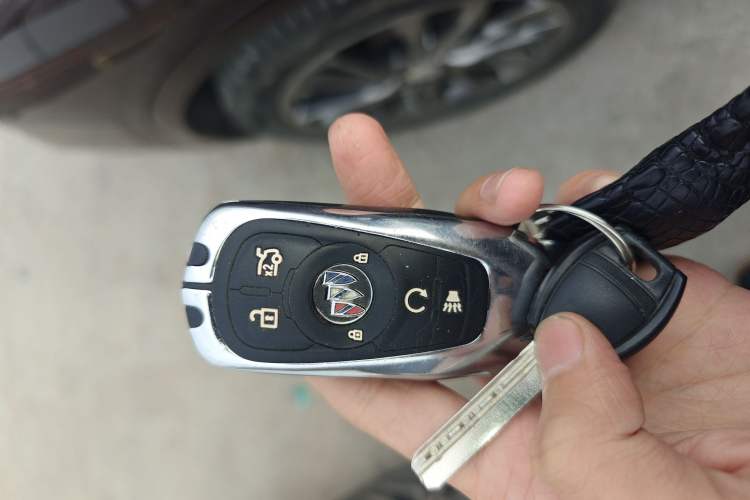 Used Buick Enclave 2020 28T All-Wheel Drive Avenir
