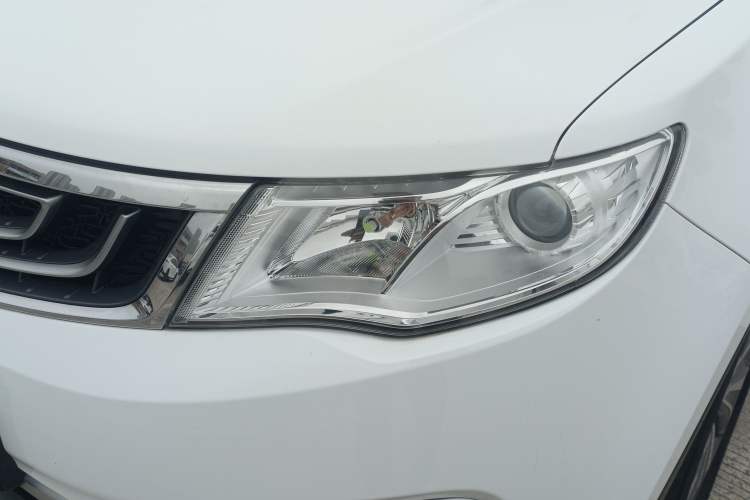 Used Geely Auto Emgrand X7 Sport 2016 1.8TD Automatic Smart Connectivity Version
