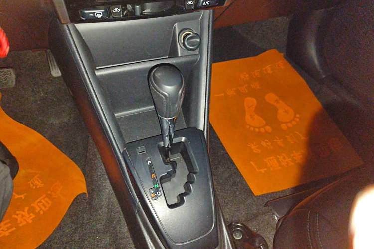 Used Toyota YARiS L Zhi Xuan 2020 X-Trail X 1.5L CVT Leading Edition Gear Lever