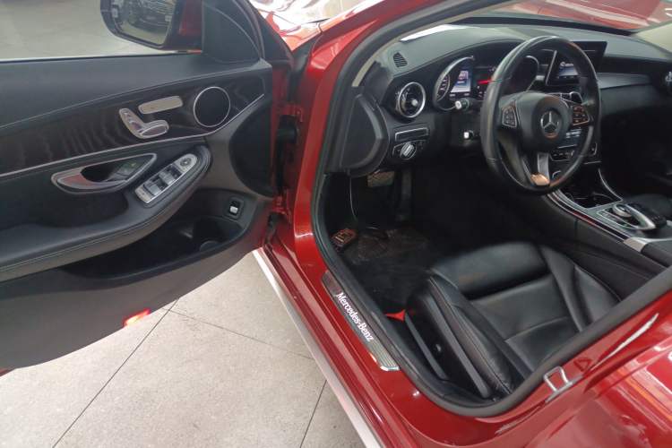 Used Mercedes-Benz C-Class 2017 Facelift C 200 L Sport Edition