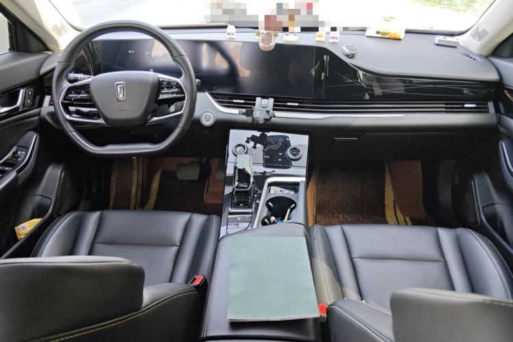 Used Bestune B70 2022 Third Generation 1.5T Automatic Enjoyment Version Center Console