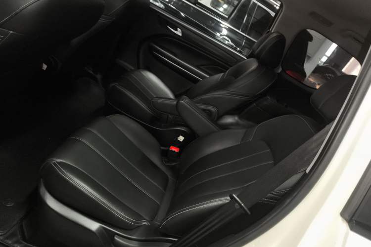 Used GAC Trumpchi M6 2021 270T DCT Elite Edition (7-seater)