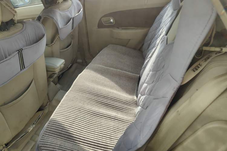 Used Chery Fengyun 2 2010 Hatchback 1.5L Powerful Model Left Rear Seat