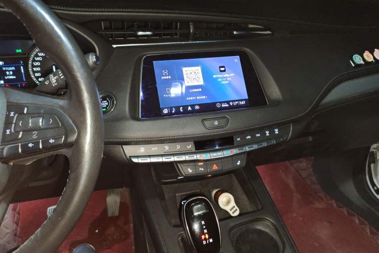 Used Cadillac XT4 2020 28T Two-Wheel-Drive Leading Version Audio And AC Panel