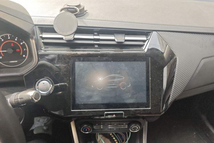 Used Chery Tiggo 3X 2021 Diamond Edition 1.5L CVT 3-Carat Audio And AC Panel