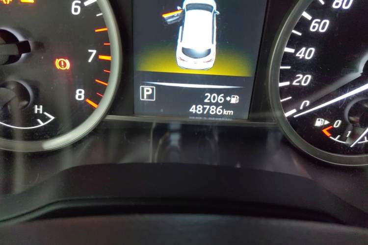 Used Nissan Tiida 2020 1.6L CVT Smart Drive Edition Odometer Close Up