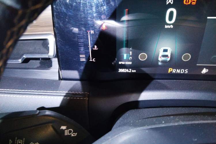 Used Ford Edge 2021 PLUS EcoBoost 245 Two-Wheel-Drive Titanium 7-Seater
