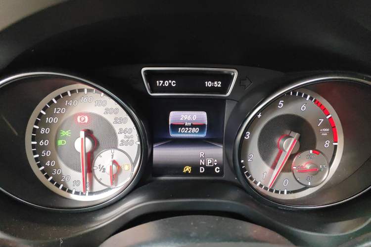 Used Mercedes-Benz GLA 2016 GLA 220 4MATIC Fashion Edition Instrument Cluster