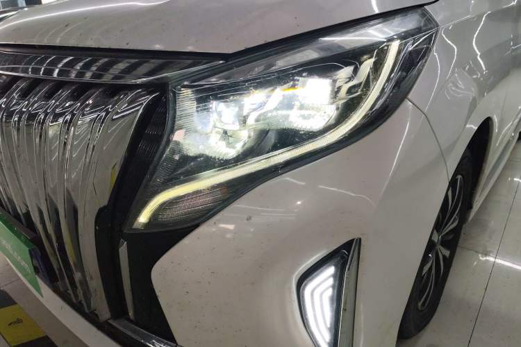 Used GAC Trumpchi M8 2021 Revised Version Lingxiu Series 390T Luxury Edition Left Front Headlight