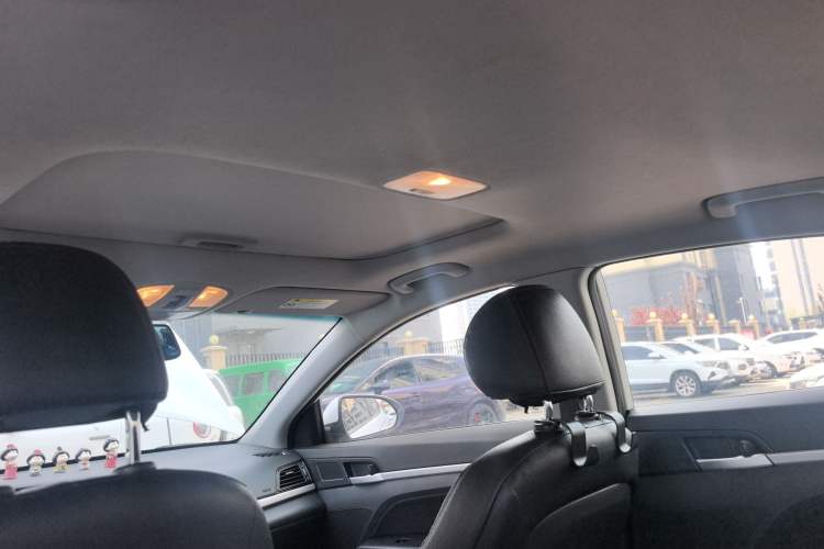 Used Hyundai Elantra (6th Generation / Lingdong) 2016 1.6L Automatic ZhiXuan – Elite Version Headliner