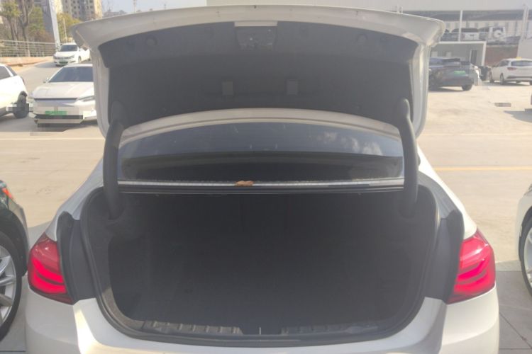 Used BMW 3 Series 2018 320Li Fashion Model