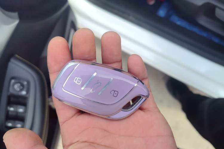 Used Roewe i6 MAX 2020 300TGI Automatic Sporty Cool Edition