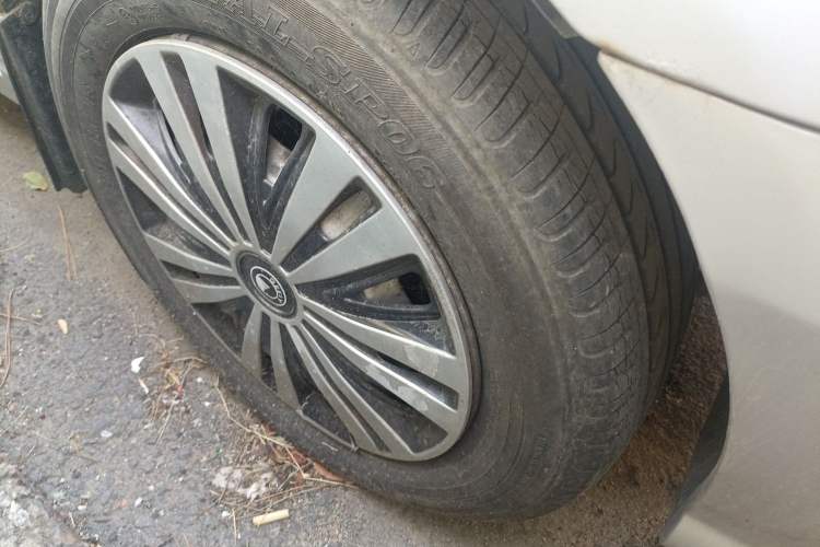 Used Geely Auto Liberty Ship 2011 1.3L Manual Fashion Edition
