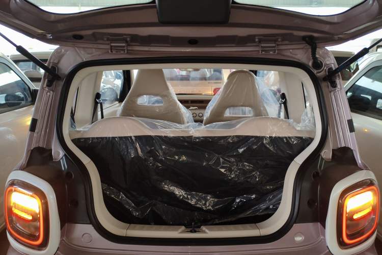 Used Bestune Pony 2026 Model 222km Cute Horse Plus Trunk