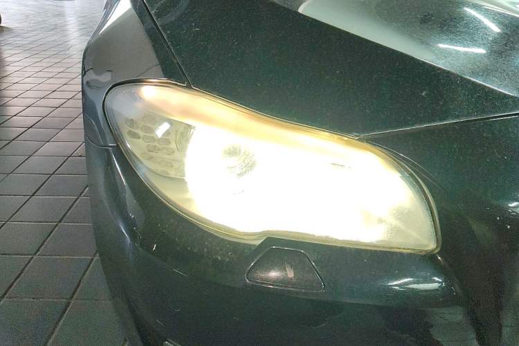 Used BMW 5 Series 2013 525Li Leading Model