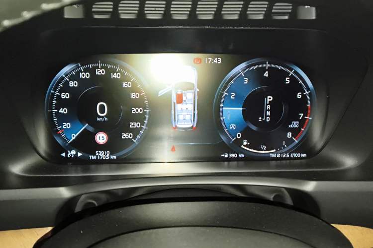 Used Volvo XC90 2020 Facelifted T6 Zhiyi Luxury 7-Seater
