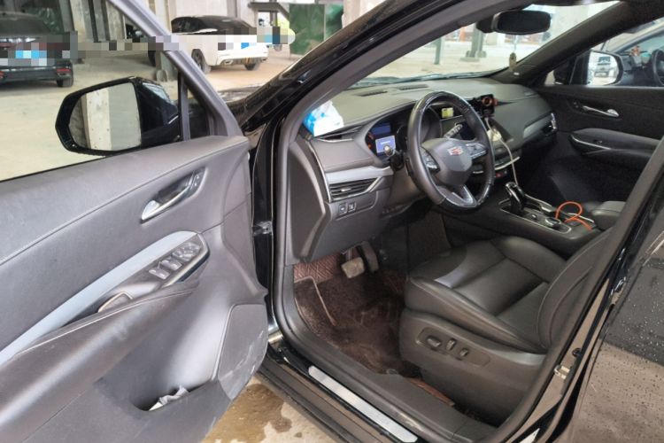 Used Cadillac XT4 2021 28T Two-Wheel Drive Leading Version
