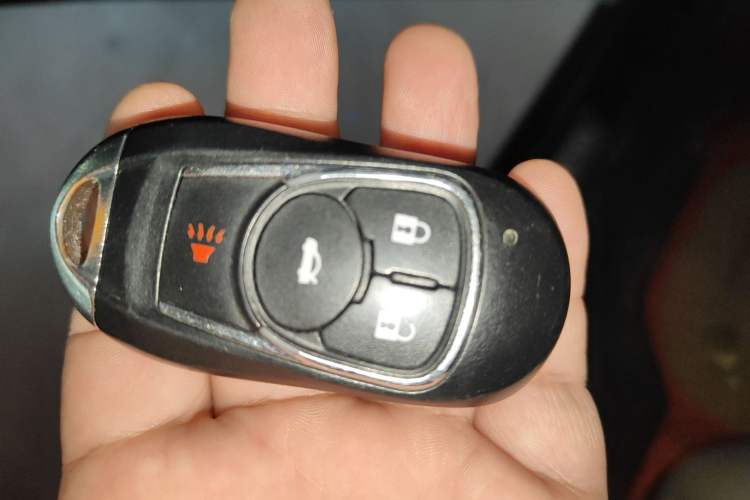 Used Buick LaCrosse 2016 30H Elite Edition
