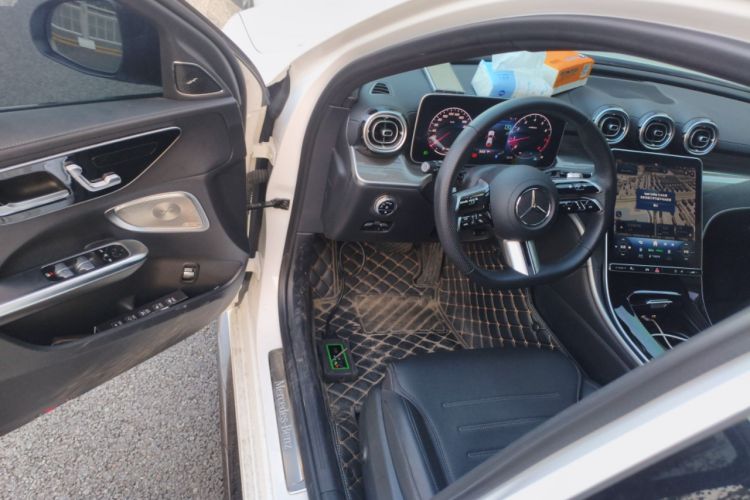 Used Mercedes-Benz C-Class 2024 Facelifted C-Class 260 L Night Edition Sports Version Driver Seat