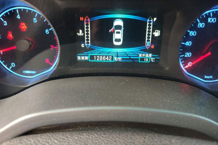 Used BYD Surui 2014 1.5L Manual Luxury Model
