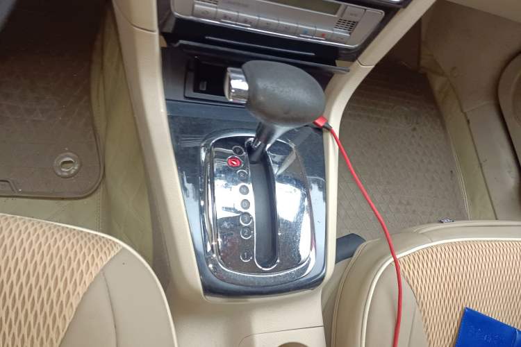 Used Volkswagen Passat 2009 2.0L MFI Automatic Luxury Edition