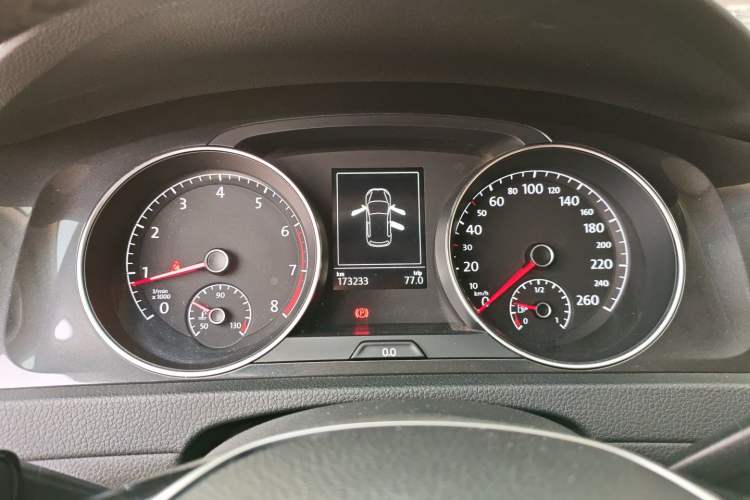 Used Volkswagen Golf 2017 230TSI Automatic Luxury Million-Vehicle Commemorative Edition Instrument Cluster