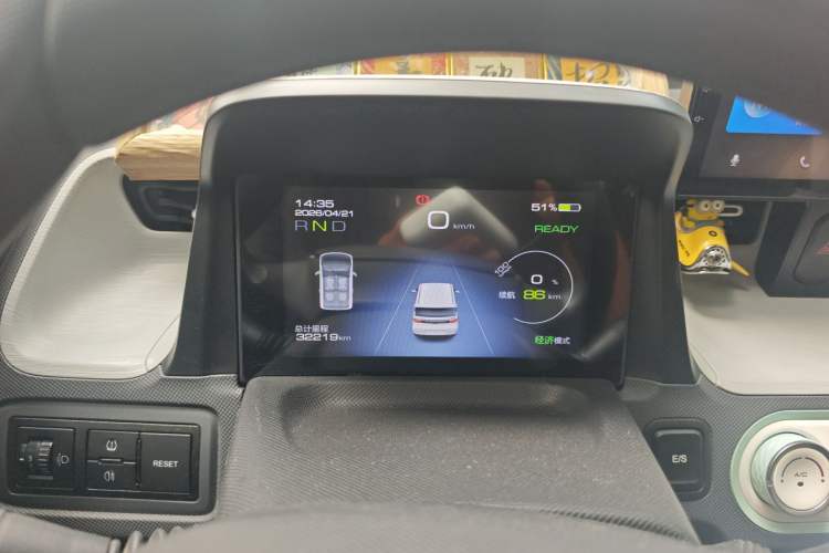 Used Wuling Hongguang MINIEV 2022 Macaron Premium Model – Lithium Iron Phosphate