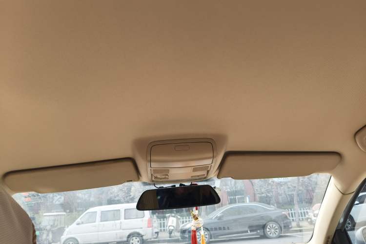 Used Volkswagen Sagitar 2006 1.6L Automatic Fashion Model
