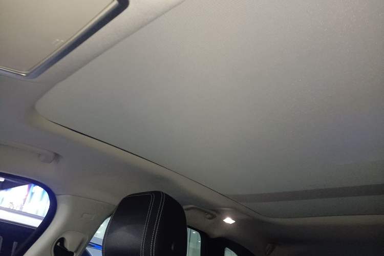 Used Jaguar F-PACE 2016 2.0T Two-Wheel-Drive R-Sport Sport Edition
