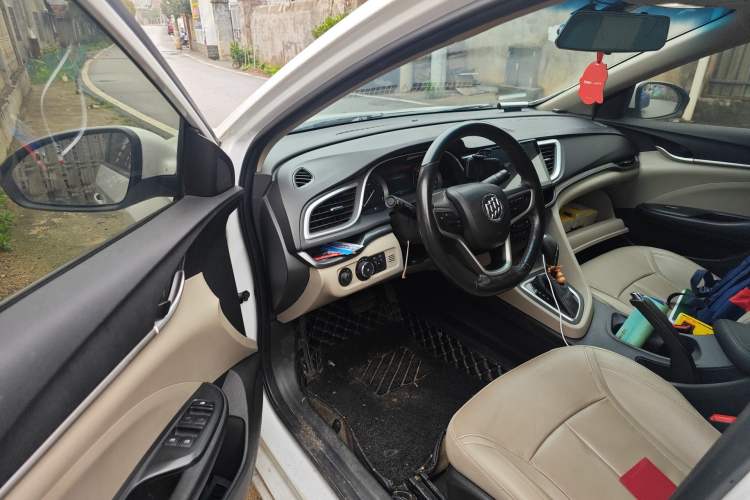 Used Buick Excelle GX 2018 15T Dual-Clutch Elite Model

