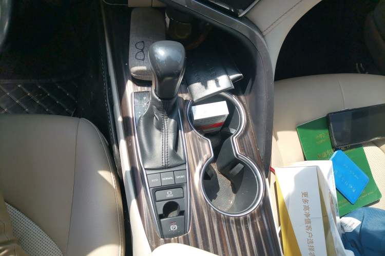 Used Toyota Camry 2018 2.5G Luxury Edition
