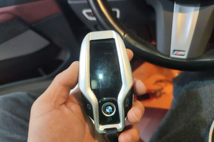 Used BMW X5 2022 Restyled xDrive 30Li Luxury Version M Sport Package
