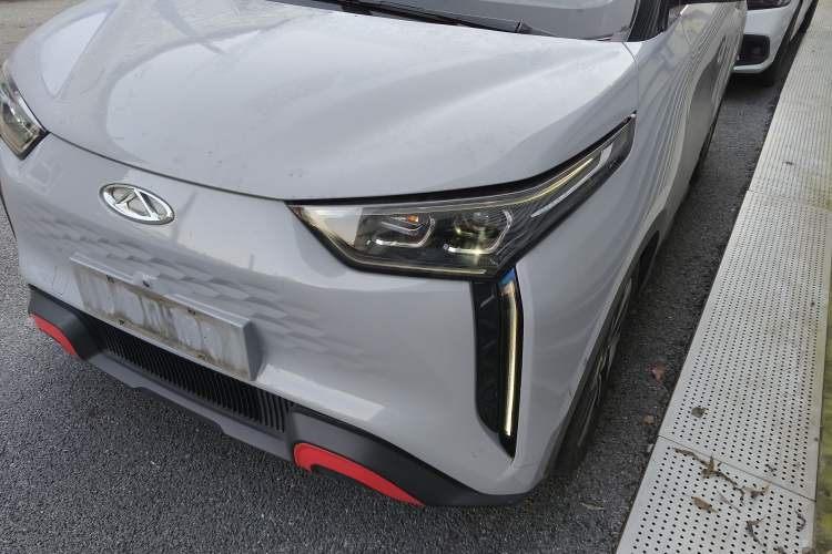 Used Chery New Energy Boundless Pro 2022 301km LingShou Edition Lithium Iron Phosphate
