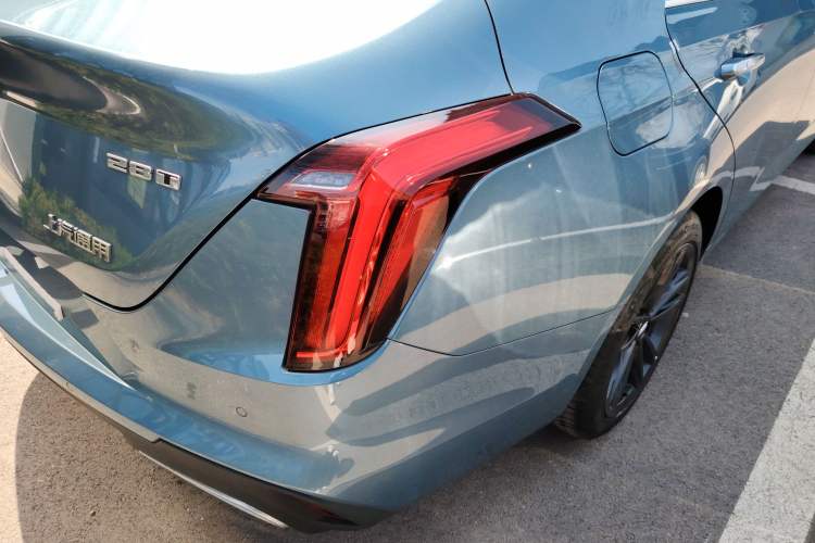 Used Cadillac CT4 2023 28T Luxury Version