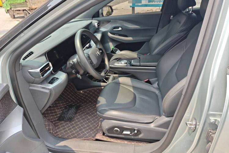 Used ARCFOX Alpha S 2022 525S 160kW Left Front Seat