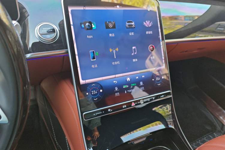 Used Mercedes-Benz Maybach S-Class 2023 S 480 4MATIC Audio And AC Panel