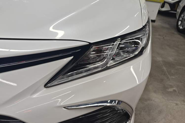 Used Toyota Camry 2022 2.0GVP Premier Edition Left Front Headlight