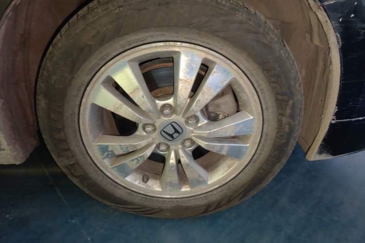 Used Honda Accord 2012 2.0L SE Right Front Wheel Hub