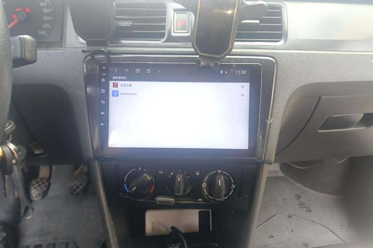 Used Volkswagen Santana 2015 1.6L Manual Fashion Edition