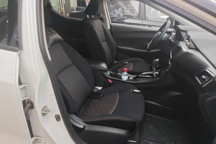 Used Nissan Lannia 2019 1.6L CVT Smart Connect Smart Cool Version China VI Standard Right Front Seat