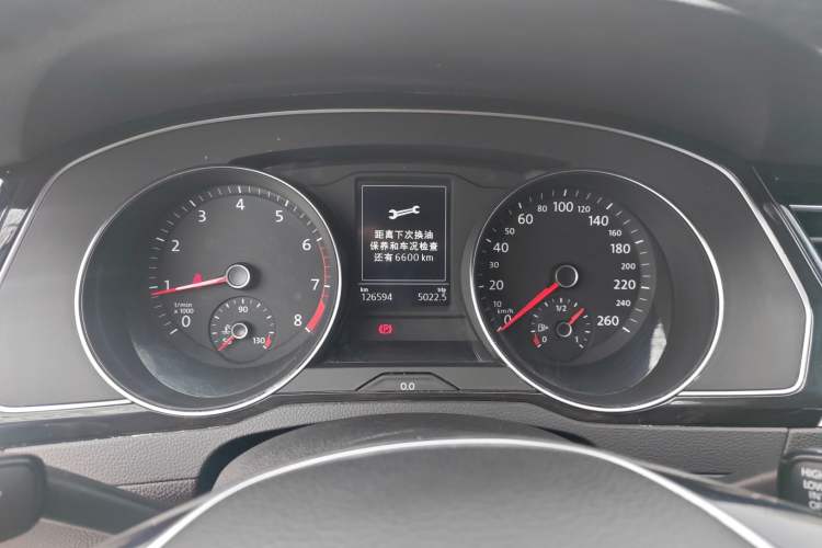 Used Volkswagen Magotan 2017 330TSI DSG Luxury Model Instrument Cluster