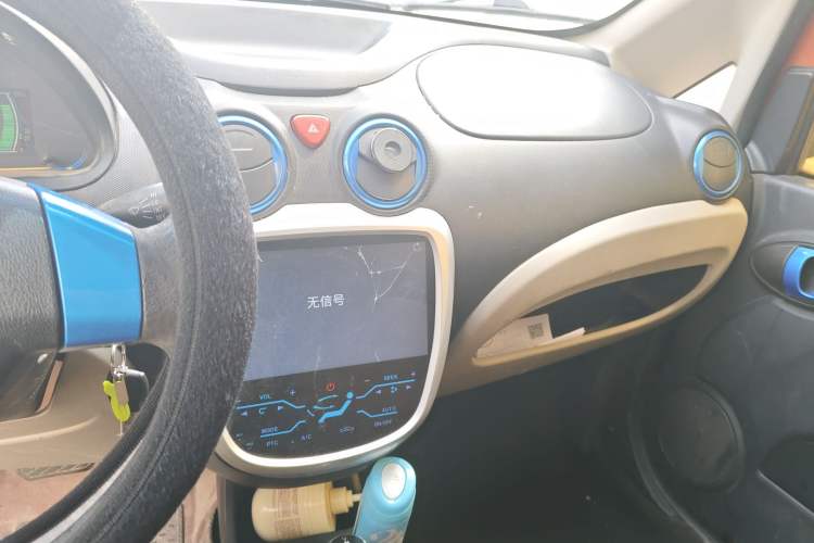 Used JMEV E200L 2016 E200 Comfort Model
