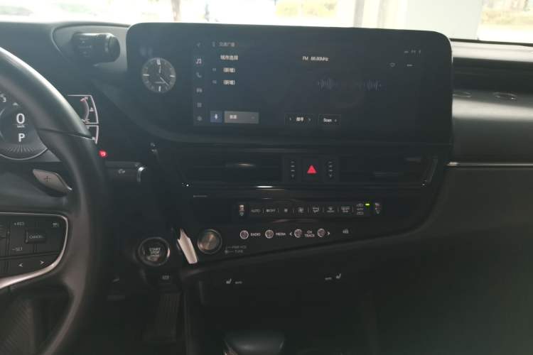 Used Lexus ES 2022 200 Excellence Edition
